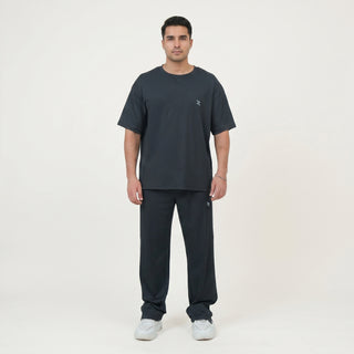 Men's Oversized Travel T-Shirt